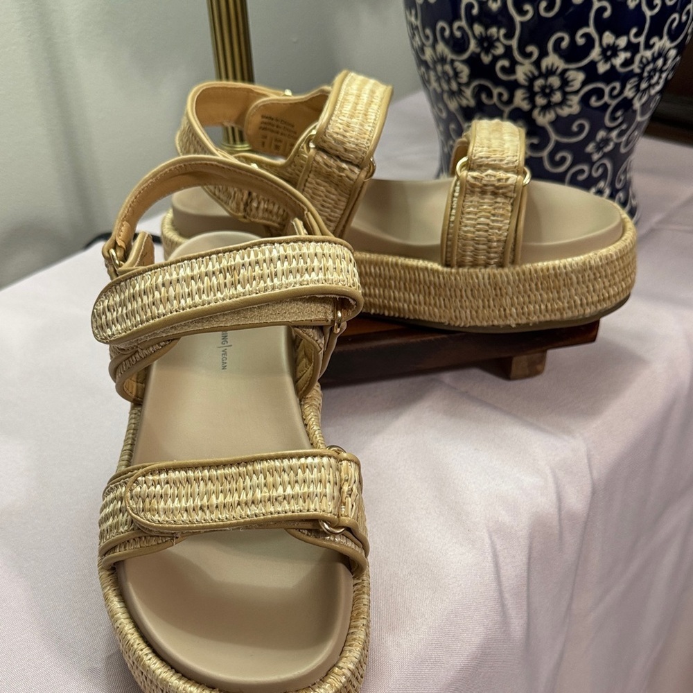 Call It Spring Mauii Wedge Sandals NIB